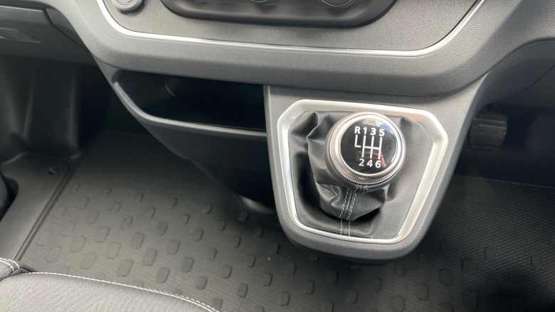 Renault Trafic Swb Diesel SL30 Blue dCi 150 Extra [Safety] Van